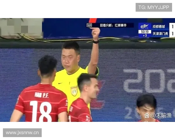为什么“过分力量犯规”直接红牌?裁判如何界定危险动作? 为什么“过分力量犯规”直接红牌?裁判如何界定危险动作?