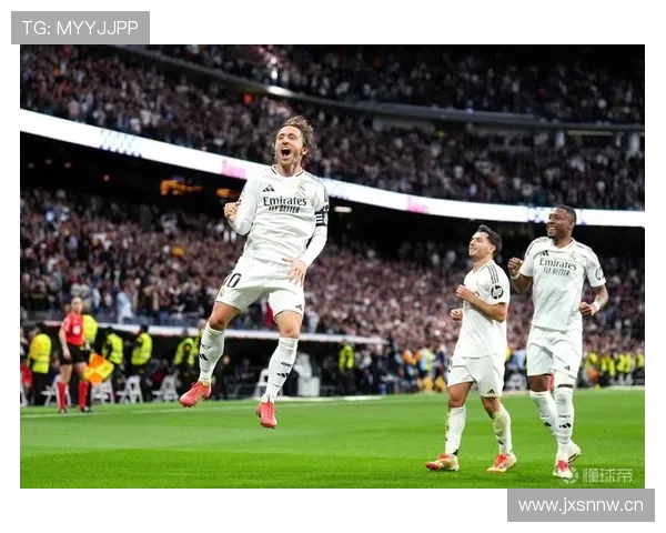 巴尔韦德vs卢卡·莫德里奇 中场传承适配差距到底在哪